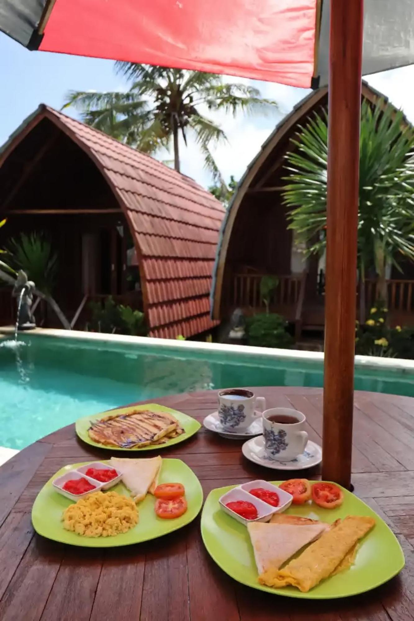 Dnr Lumbung Garden Hotel Toyapakeh Exterior foto
